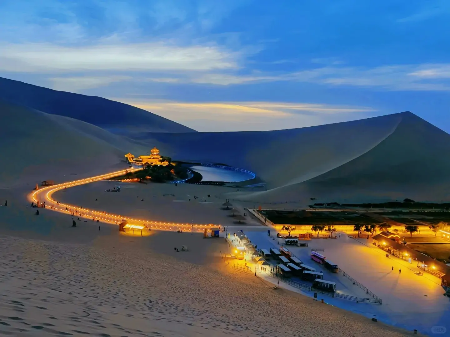 Crescent Lake Dunhuang