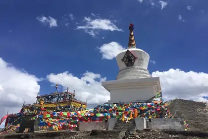 Zheduo Mountain Pass